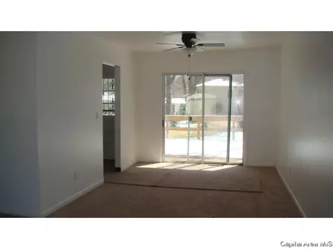 6 Coachlight Ct, Springfield, IL 62703 photo 6