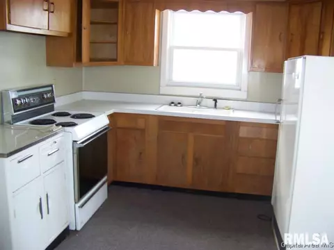 1650 W Washington St, Springfield, IL 62702 photo 2