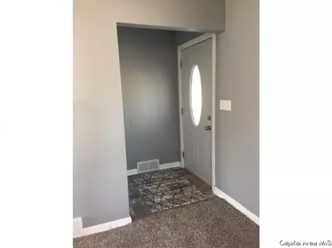 1918 Hood, Springfield, IL 62703 photo 10