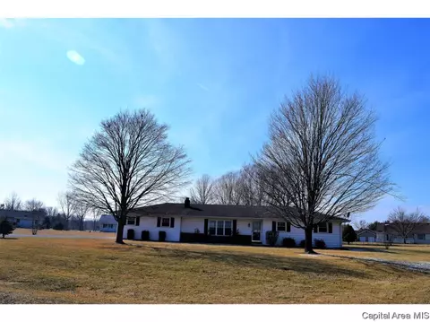 14517 Prairie Trl, Athens, IL 62613 photo 1