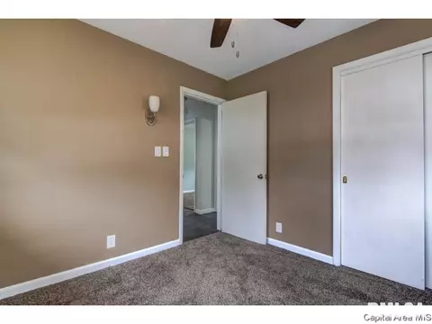 5 Bel Aire Dr, Springfield, IL 62703 photo 10