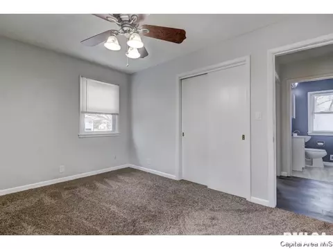 5 Bel Aire Dr, Springfield, IL 62703 photo 9