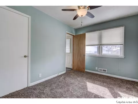 5 Bel Aire Dr, Springfield, IL 62703 photo 14