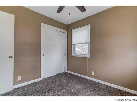 5 Bel Aire Dr, Springfield, IL 62703 photo 11