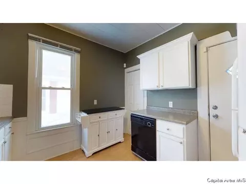 1904 S 2nd St, Springfield, IL 62704 photo 17