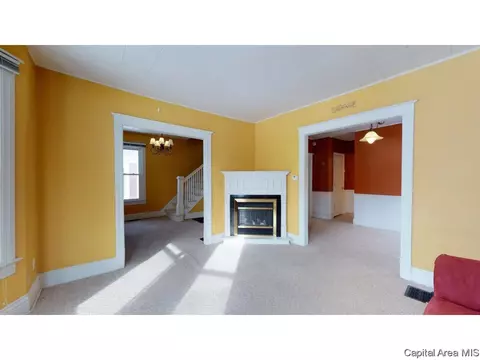 1904 S 2nd St, Springfield, IL 62704 photo 9