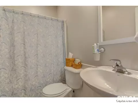370 Fitzgerald Dr, Springfield, IL 62711 photo 16