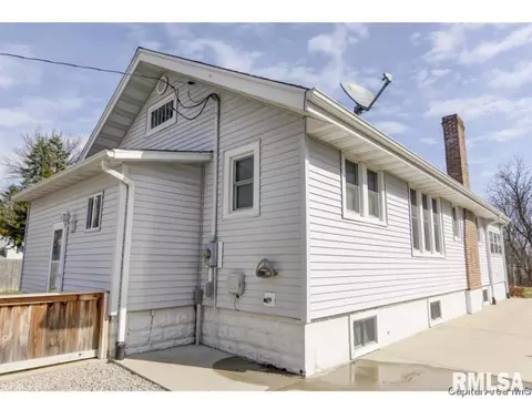 2229 N 5th St, Springfield, IL 62702 photo 6