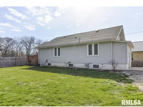 2229 N 5th St, Springfield, IL 62702 photo 5