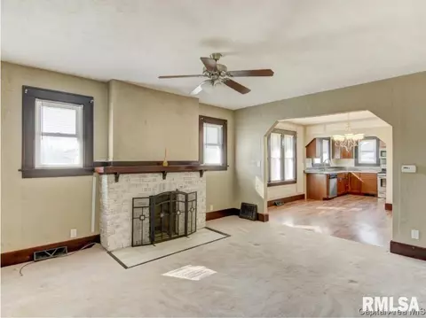 2229 N 5th St, Springfield, IL 62702 photo 11