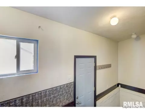 2229 N 5th St, Springfield, IL 62702 photo 36
