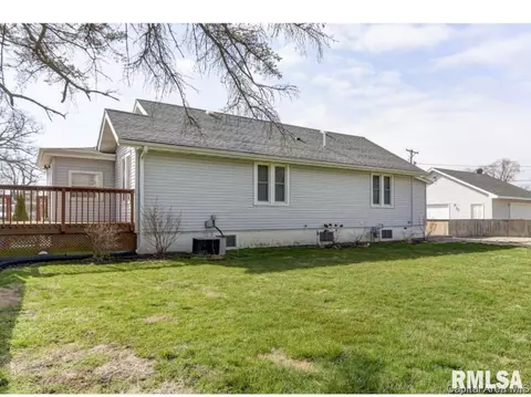 2229 N 5th St, Springfield, IL 62702 photo 10