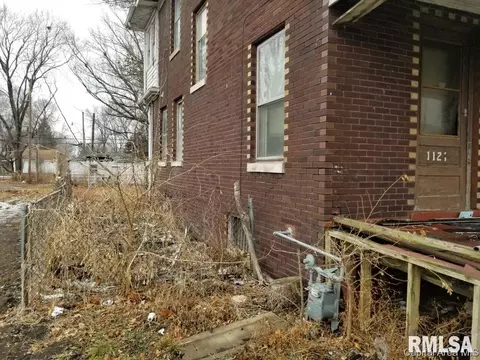 1121 E Converse St, Springfield, IL 62702 photo 2
