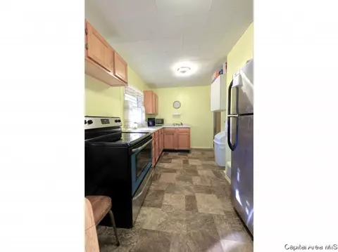 10 Ruth Ct, Springfield, IL 62704 photo 8