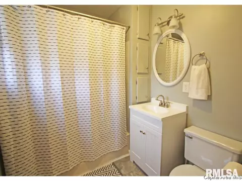2016 N 9th St, Springfield, IL 62702 photo 11