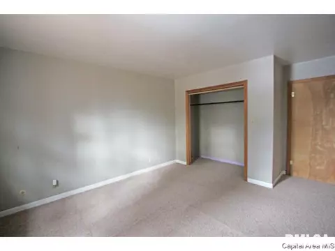 2016 N 9th St, Springfield, IL 62702 photo 10