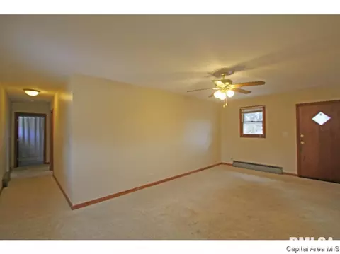 2016 N 9th St, Springfield, IL 62702 photo 7
