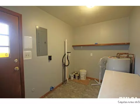 2016 N 9th St, Springfield, IL 62702 photo 8