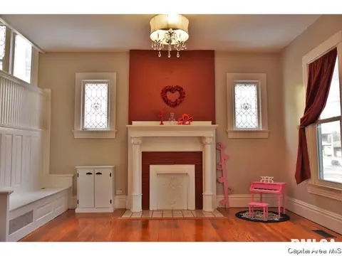 1333 Holmes Ave, Springfield, IL 62704 photo 4
