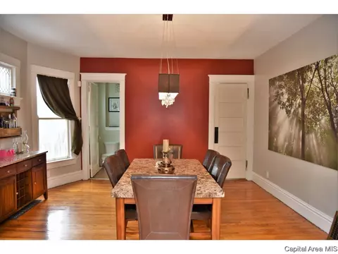 1333 Holmes Ave, Springfield, IL 62704 photo 5