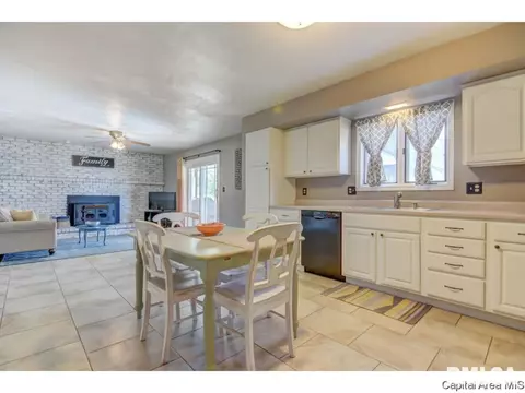 3109 Kemper, Springfield, IL 62704 photo 14