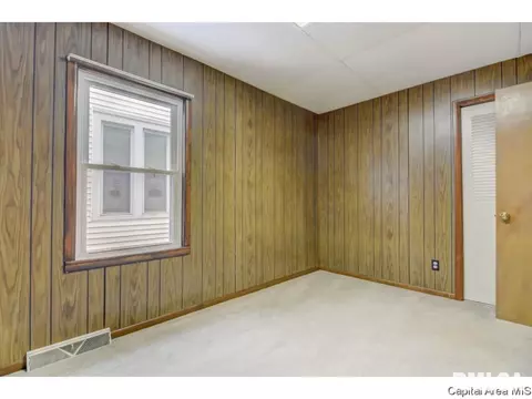 126 N State St, Springfield, IL 62702 photo 21