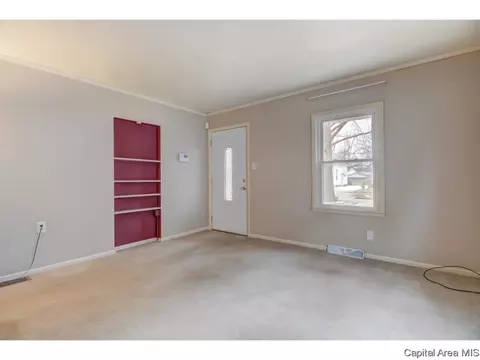 126 N State St, Springfield, IL 62702 photo 8