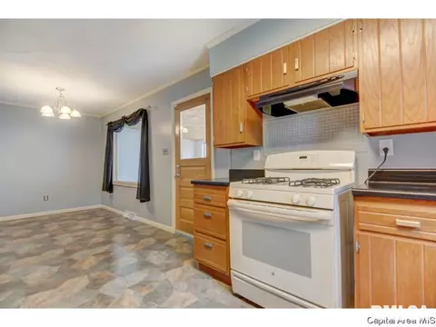 126 N State St, Springfield, IL 62702 photo 14