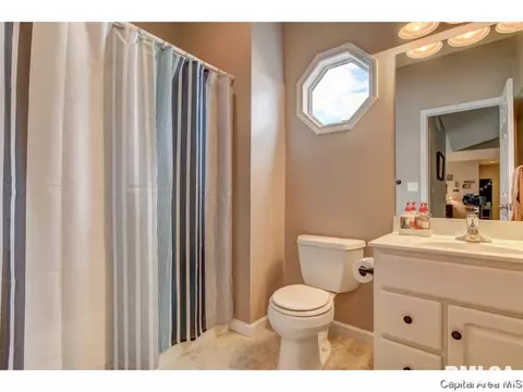 4360 Creek Dr, Springfield, IL 62711 photo 13