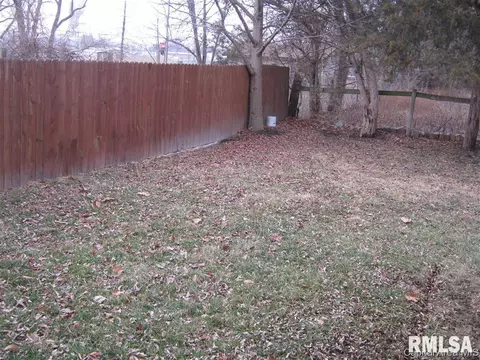 3337 Donna St, Springfield, IL 62707 photo 5