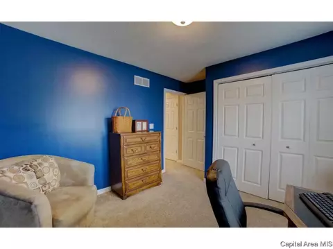 304 E Center St, Loami, IL 62661 photo 23