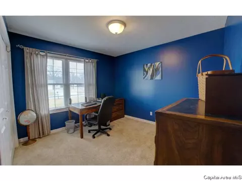 304 E Center St, Loami, IL 62661 photo 22