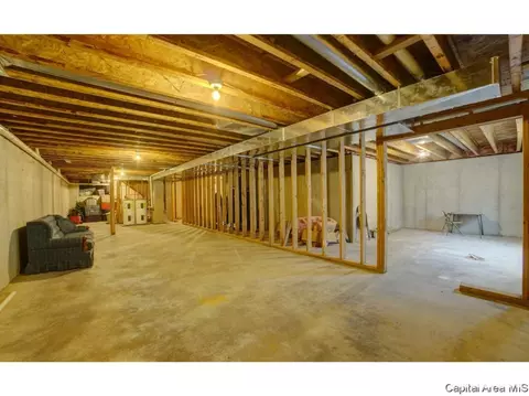 304 E Center St, Loami, IL 62661 photo 28