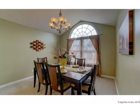 304 E Center St, Loami, IL 62661 photo 11