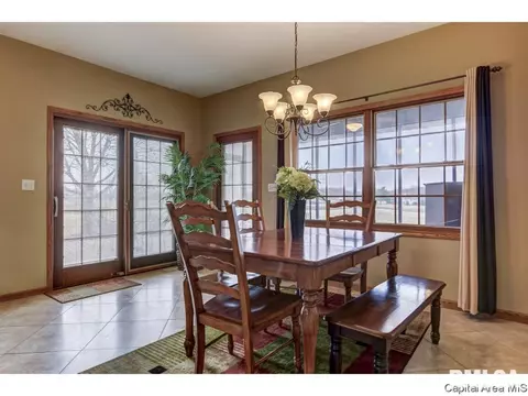 2617 Westport Dr, Springfield, IL 62711 photo 9