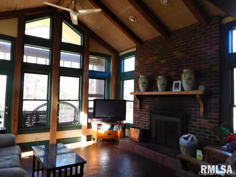 3303 Spaulding Orchard Rd, Springfield, IL 62711 photo 16