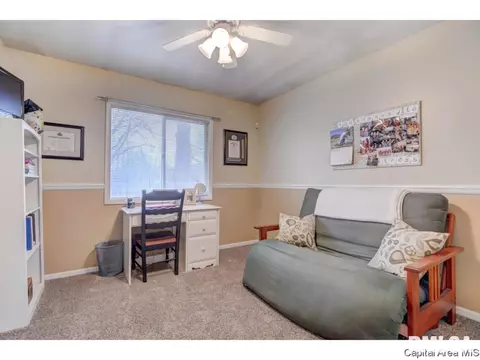 1325 Crestview Dr, Springfield, IL 62702 photo 17