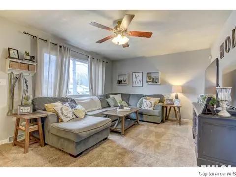 1325 Crestview Dr, Springfield, IL 62702 photo 4