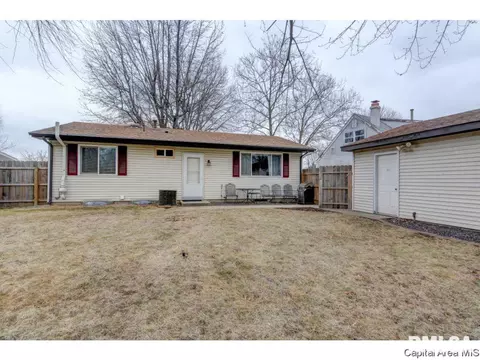 1325 Crestview Dr, Springfield, IL 62702 photo 27