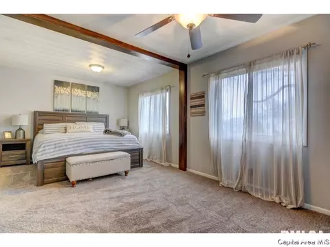 1325 Crestview Dr, Springfield, IL 62702 photo 14