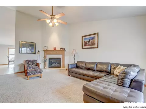 5403 Biltmore Dr, Springfield, IL 62711 photo 4