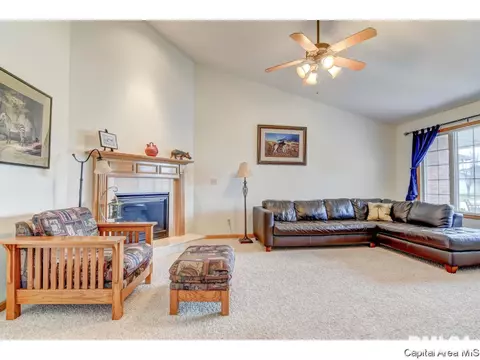 5403 Biltmore Dr, Springfield, IL 62711 photo 3