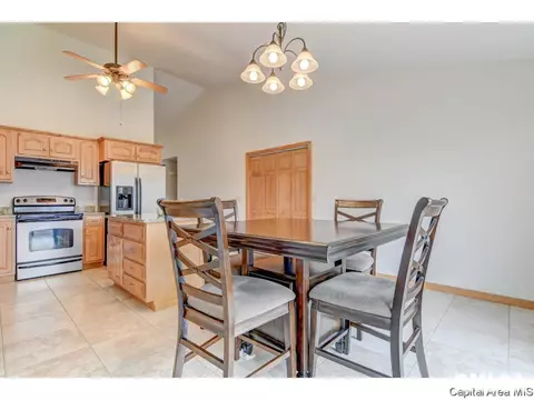 5403 Biltmore Dr, Springfield, IL 62711 photo 9