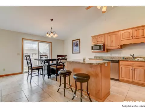 5403 Biltmore Dr, Springfield, IL 62711 photo 6