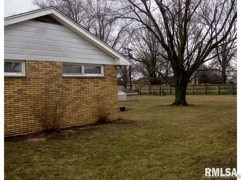 4248 S 2nd St, Springfield, IL 62703 photo 3