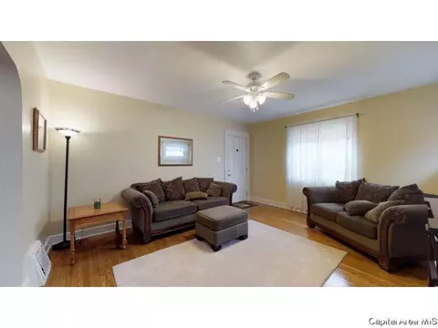 2441 S 7th St, Springfield, IL 62703 photo 4