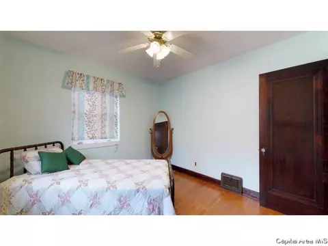 2441 S 7th St, Springfield, IL 62703 photo 24