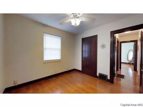 2441 S 7th St, Springfield, IL 62703 photo 21
