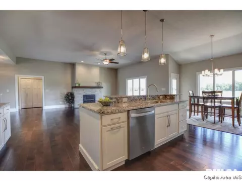 3608 Deer Run Dr, Springfield, IL 62711 photo 10
