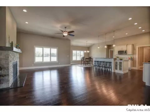 3608 Deer Run Dr, Springfield, IL 62711 photo 36